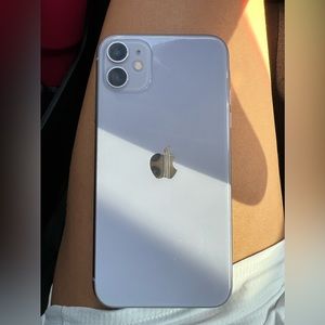 AT&T Apple iPhone 11 128GB Purple